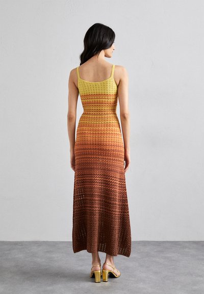 Ibiza | Robe midi en maille