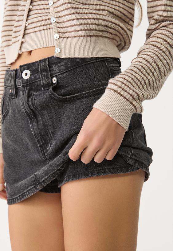 JUPE-SHORT EN JEAN